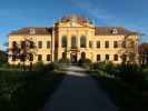 Schloss Eckartsau, 147 m