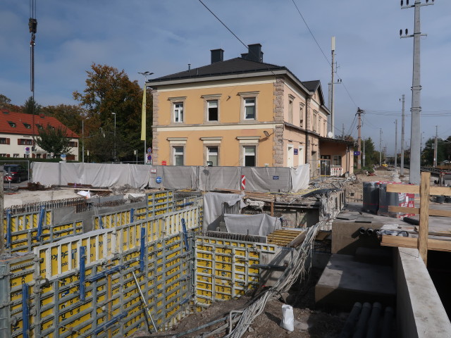 Bahnhof Ternitz, 393 m