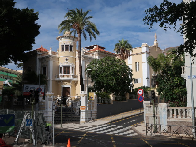 Colegio Pureza de Mar&iacute;a Santa Cruz (24. Nov.)