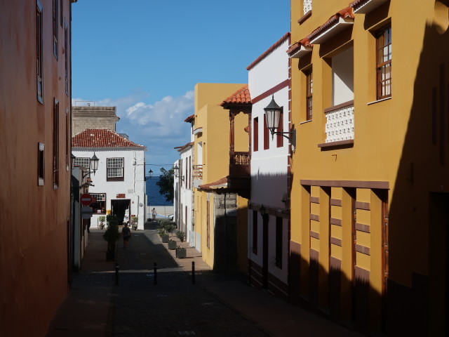 Calle Calvo Sotelo in Garachico (25. Nov.)