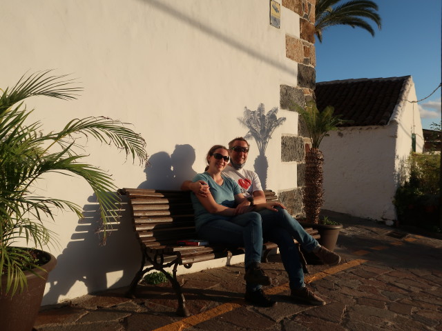 Sabine und ich bei der Casa La Bodega in Arona (27. Nov.)