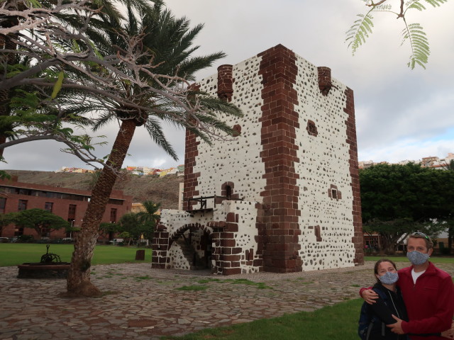 Sabine und ich beim Torre del Conde in San Sebasti&aacute;n