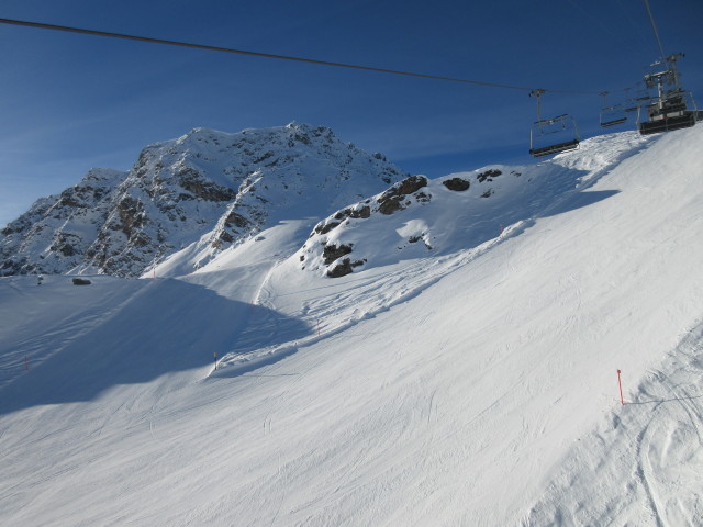 Mittlere Piste von der Hörnlibahn aus (14. Dez.)