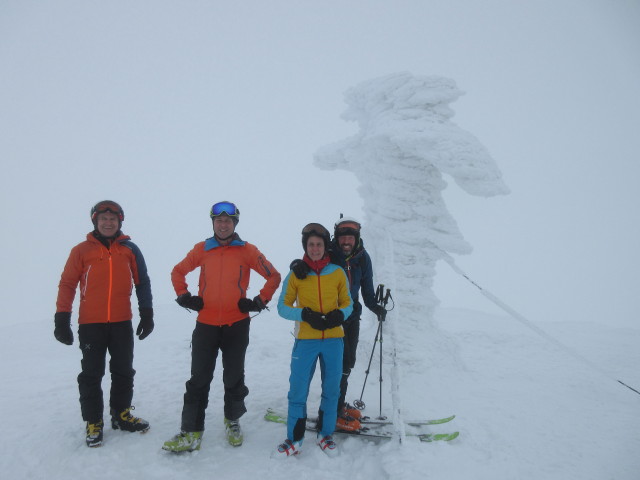 Eric, ich, Stefanie und Arno am Windberg, 1.903 m