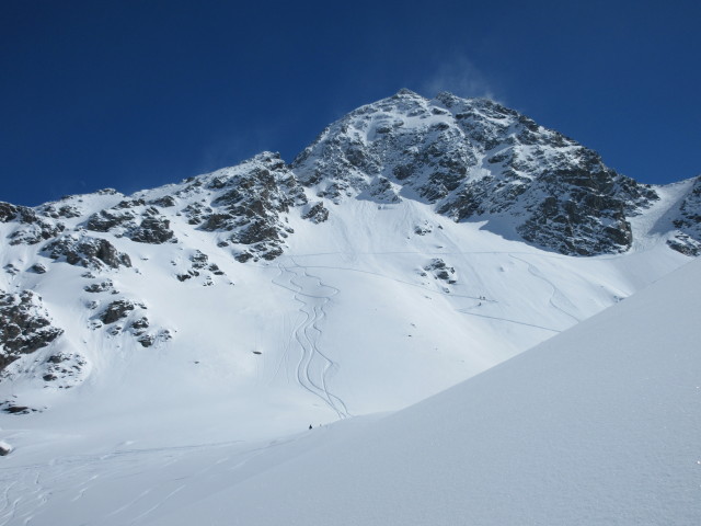 neben der Abfahrtsroute 'Gentianes - Tortin' (20. März)