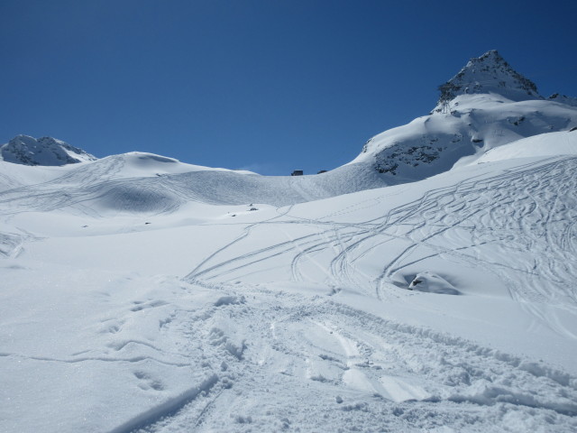 neben der Abfahrtsroute 'Gentianes - Tortin' (20. März)