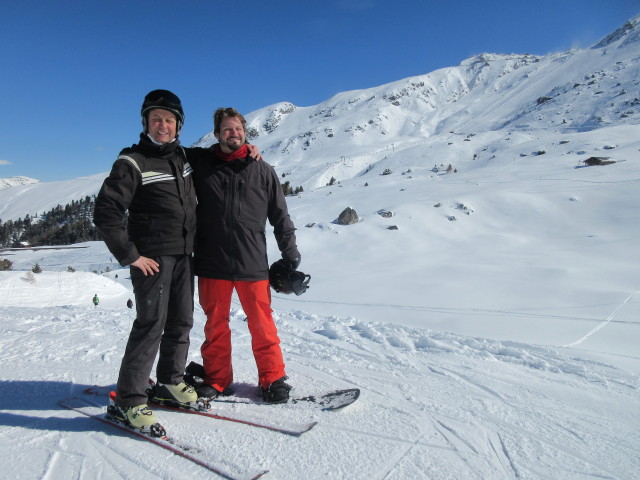 Ich und Markus bei der Bergstation des Télésiège débrayable Combatseline, 2.242 m (21. März)