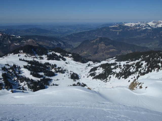 von der Bergstation der Doppelsesselbahn Hohes Licht Richtung Norden