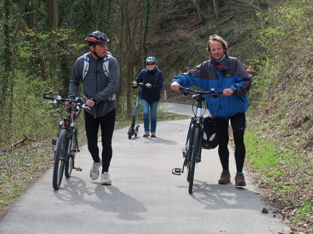 Erich, Sabine und J&ouml;rg zwischen Melk und Stra&szlig;enbr&uuml;cke Melk