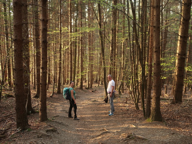 Sabine und Erich zwischen Staffh&uuml;tte und Fu&szlig;thaler