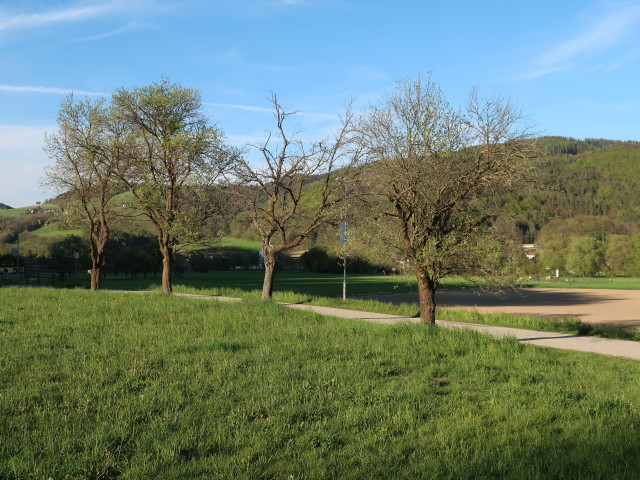 zwischen Kunzgraben und Grimmenstein