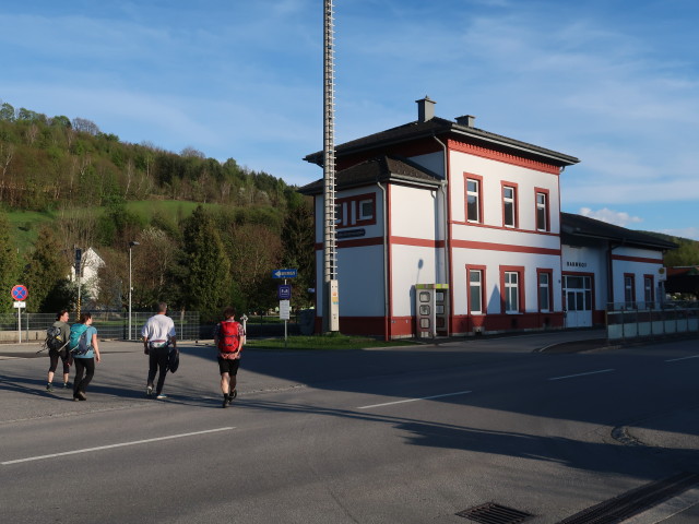 Carmen, Sabine, Erich und Jörg beim Bahnhof Edlitz-Grimmenstein, 405 m