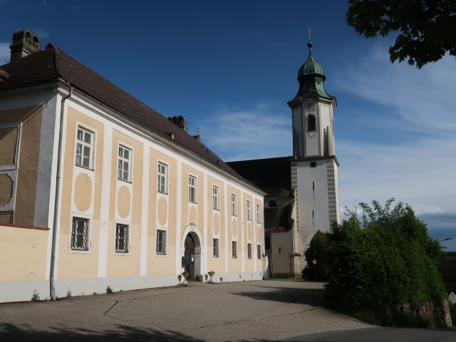 Pfarrkirche Emmersdorf, 240 m