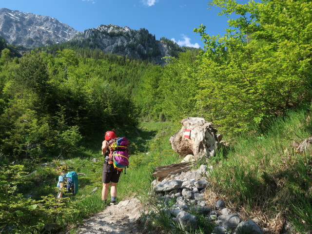 Sabine und Angela im Rotgraben (4. Juni)