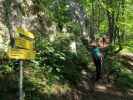 Sabine und Hannelore zwischen Holzschlag und Couloir-Stiege