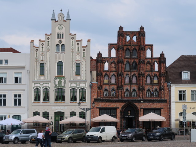 Am Markt in Wismar (21. Juni)