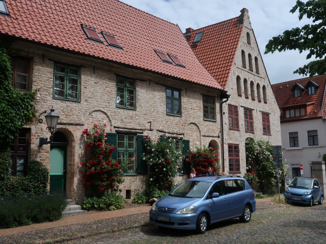 Bei der Nikolaikirche in Rostock (22. Juni)