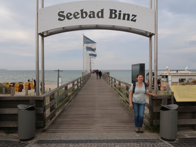 Sabine auf der Seebrücke Binz (23. Juni)