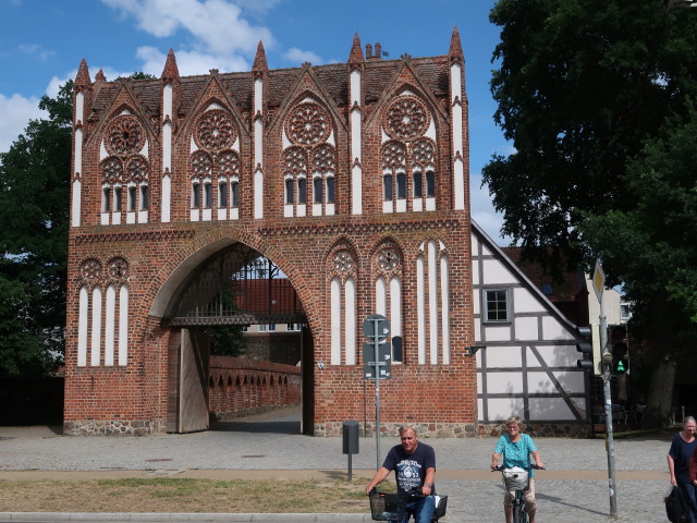 Treptower Tor in Neubrandenburg (25. Juni)