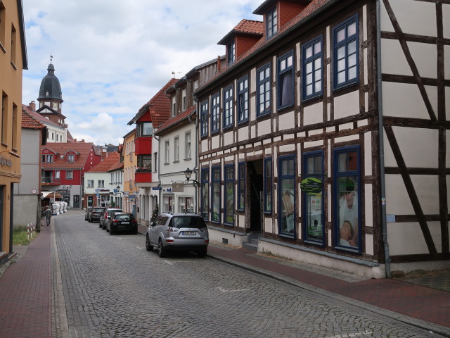 Kirchenstraße in Waren an der Müritz (26. Juni)