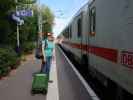 Sabine im Bahnhof Ribnitz-Dammgarten West (22. Juni)