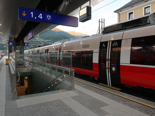 Bahnhof Lienz, 674 m