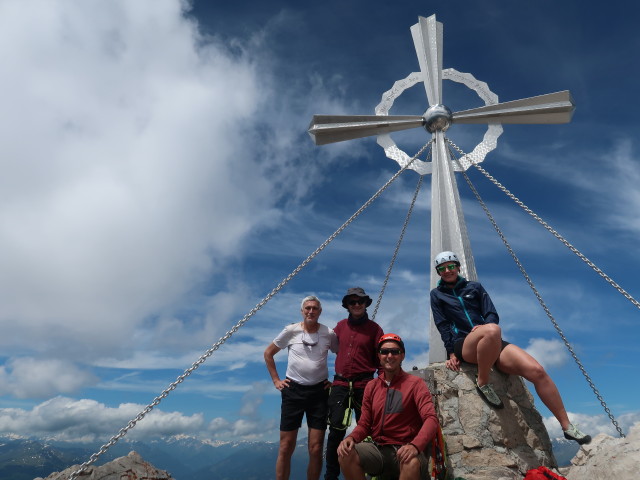 Josef, Gerald, ich und Ursa am Seekofel, 2.738 m