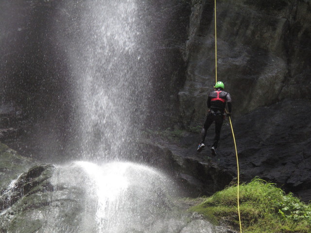 Raphael im 1. Wasserfall