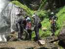 Josef, Raphael, Kamil, Gerald und Peter beim 1. Wasserfall