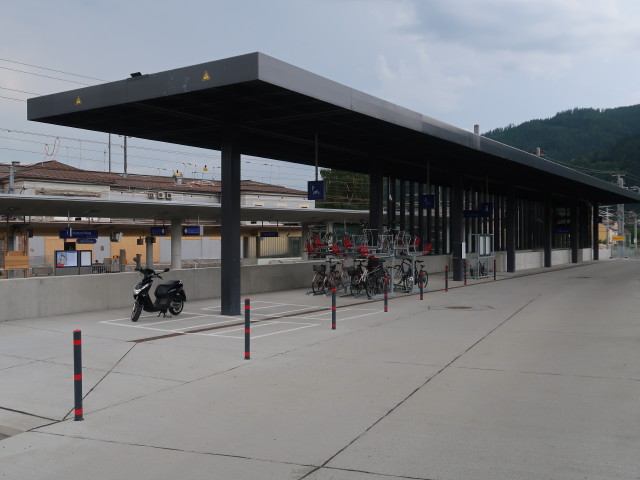 Bahnhof Mürzzuschlag, 681 m