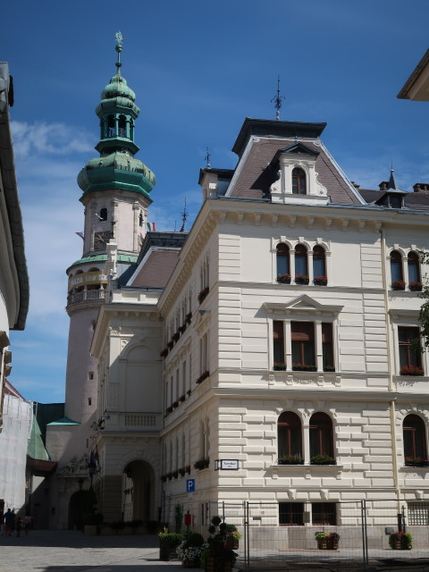 Feuerturm und Rathaus