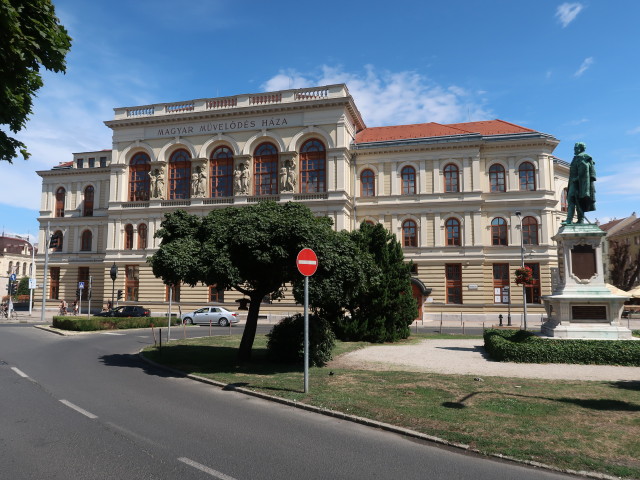 Konferenz- und Kulturzentrum Franz Liszt