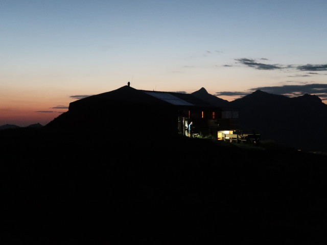 Schwarzenberghütte, 2.269 m (15. Aug.)