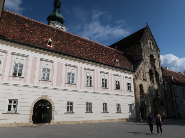 Stift Heiligenkreuz, 312 m