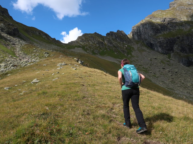 Sabine zwischen Zwerfenbergsee und Waldhornt&ouml;rl (5. Sep.)