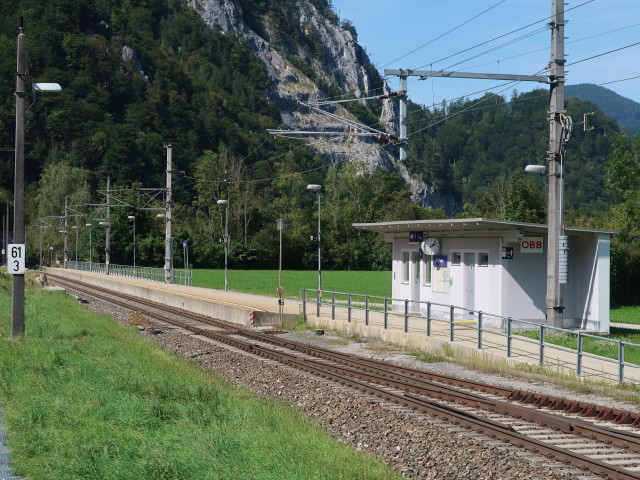 Bahnhof K&uuml;pfern, 403 m