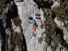 Falkenstein-Klettersteig: Romana auf der Seilbrücke in der leichten Variante