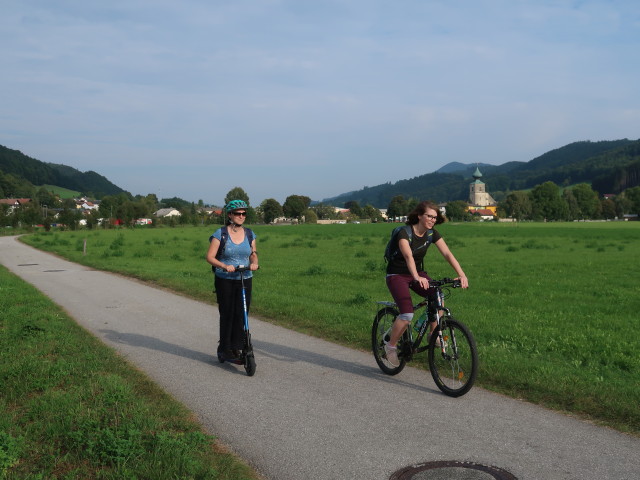 Sabine und Hannelore zwischen St. Veit und Wiesenfeld