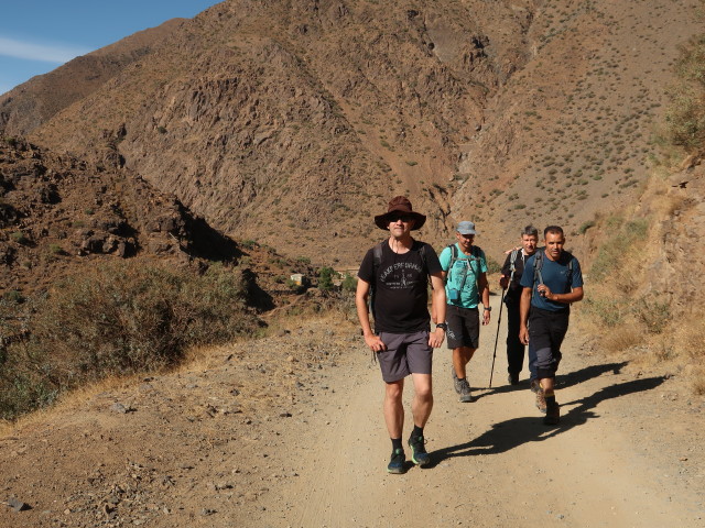 Ronald, Hans-J&ouml;rg, Lars und Abdeslam zwischen Mizane und Matate (26. Sep.)