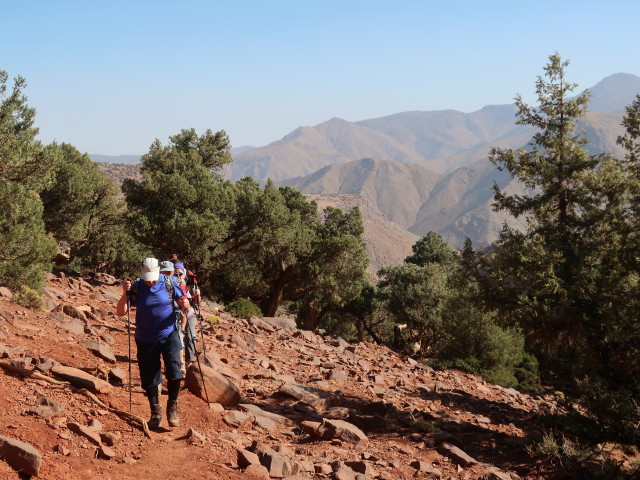 Lars, Hans-J&ouml;rg und Petra zwischen Matate und Tizi Oudite (27. Sep.)