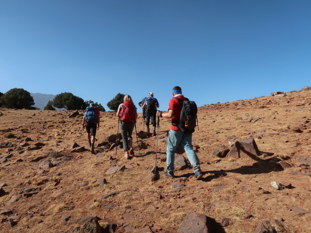 Hans-J&ouml;rg, Petra, Lars und Andreas zwischen Matate und Tizi Oudite (27. Sep.)