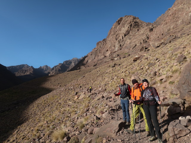Lars, Hans-J&ouml;rg, Andreas und Petra im Assif n'Isougouane (30. Sep.)