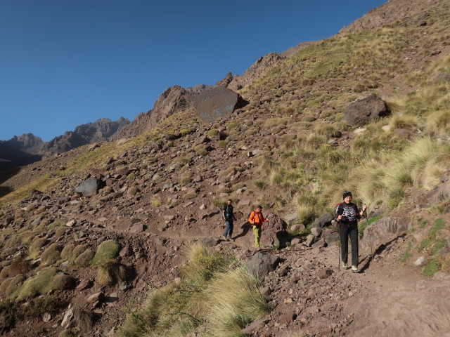 Hans-J&ouml;rg, Andreas und Petra im Assif n'Isougouane (30. Sep.)