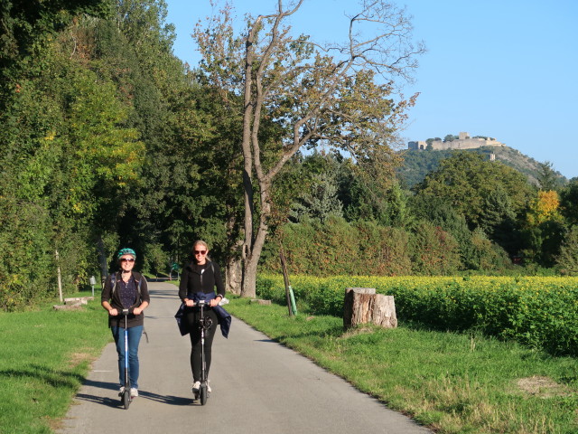 Sabine und Elisabeth zwischen Hainburg und Bad Deutsch-Altenburg