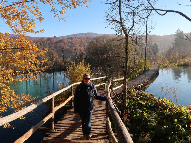 Sabine zwischen Kozjak und Gradinsko jezero im Nacionalni park Plitvicka jezera (30. Okt.)