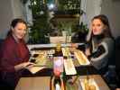 Sabine und Romy im Restaurant Kai's Asian Food