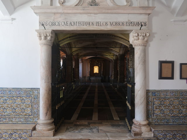 Capela dos Ossos in Évora (2. Dez.)