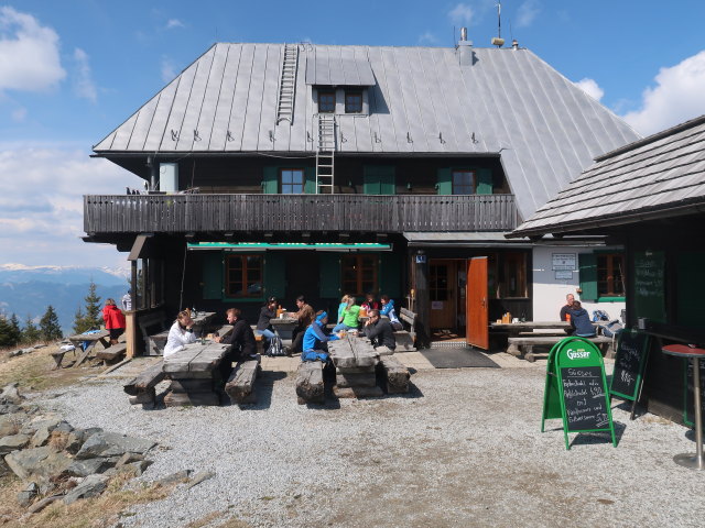 Frank und Sabine beim Ottokar-Kernstock-Haus, 1.619 m