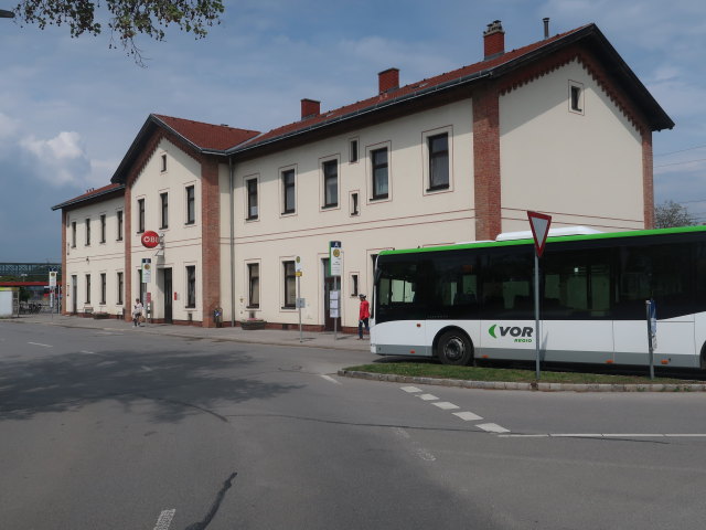 Bahnhof Laa an der Thaya, 187 m
