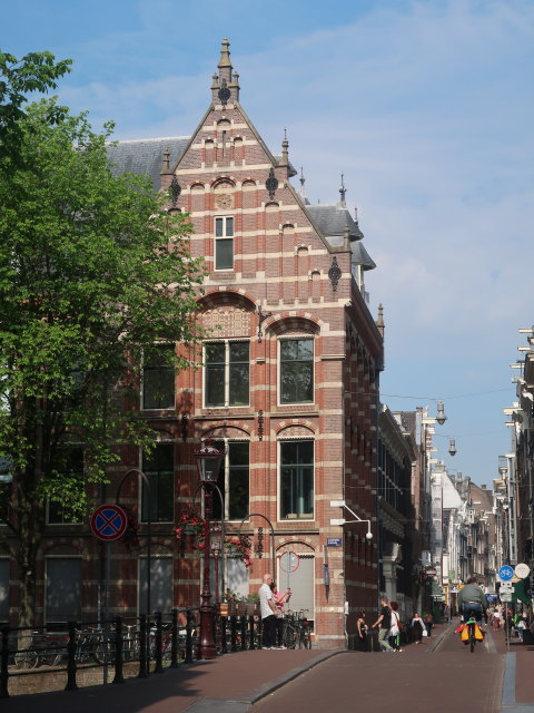 Bushuis in Amsterdam (18. Mai)